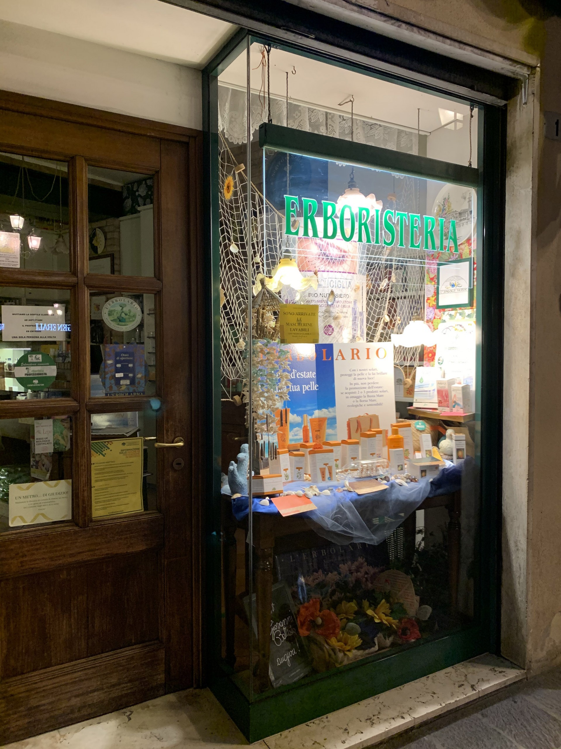 Immagine 21 - Erboristeria L'Angolo Verde S.n.c. di Crivellaro dr. Stefano